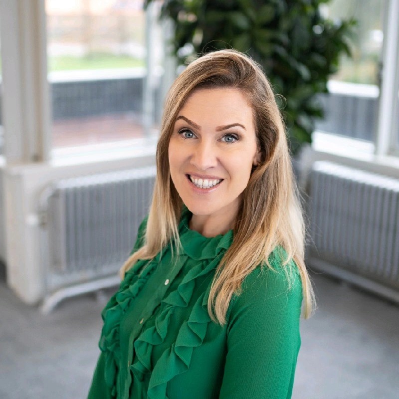 Iris Suurland Sana Commerce